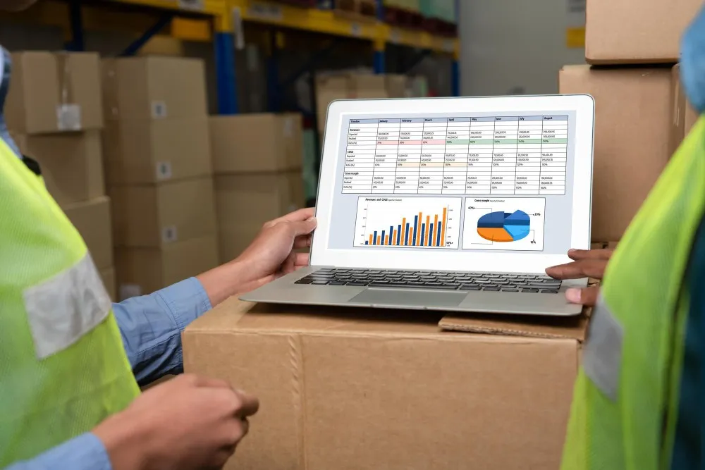 Updating the Lot Expiration and Origination Dates in bulk using Visual Builder add-in for Excel in Oracle Fusion