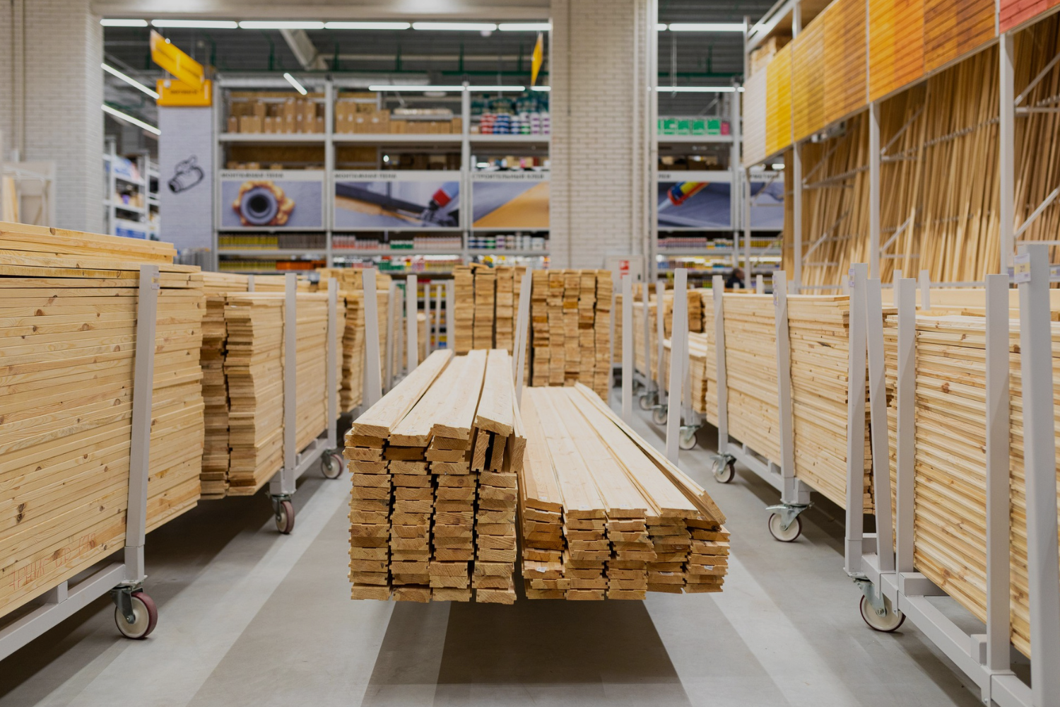 Material Usage Optimization for Furniture Manufacturing Industry