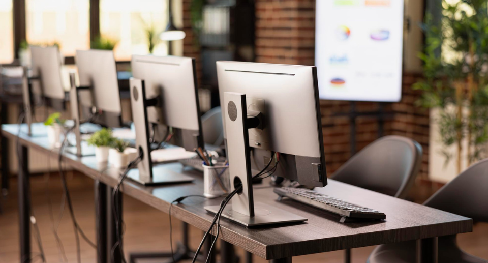 Oracle Redwood HCM migration, modernizing HR with Oracle