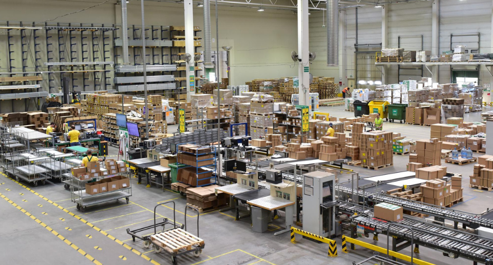 Oracle WMS cartonization, warehouse compliance, retail warehouse automation